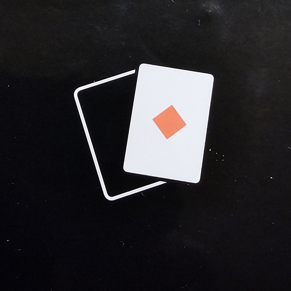 Cards Against Humanity Red Box - Picture 3 of 10